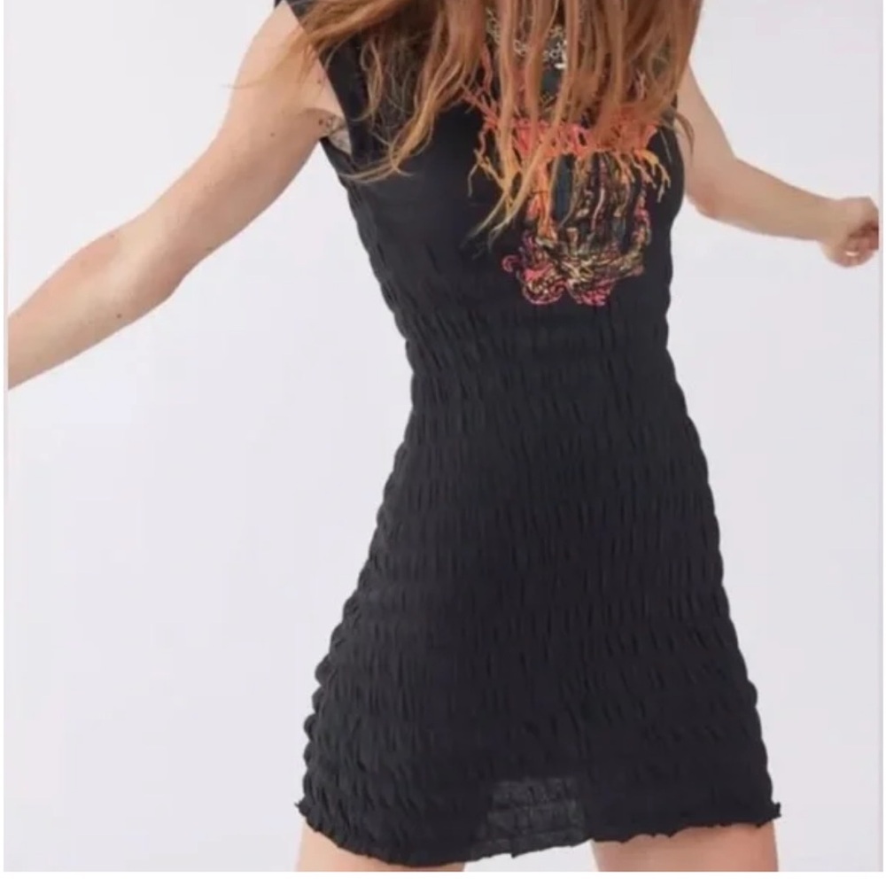 Urban outfitters Tatum smocked mini dress NWT grunge goth size M - Picture 4 of 14
